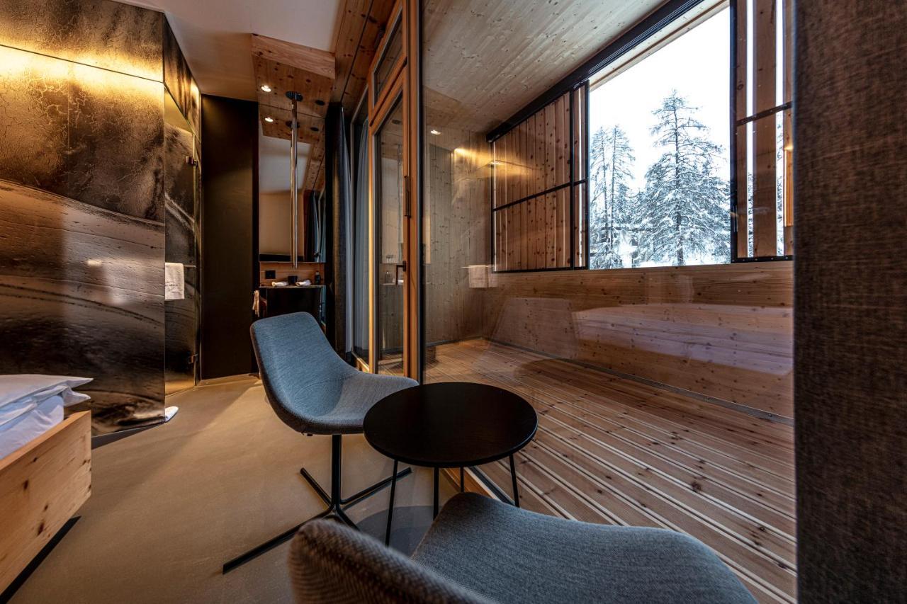 Hotel Arnica Scuol - Adults Only Extérieur photo